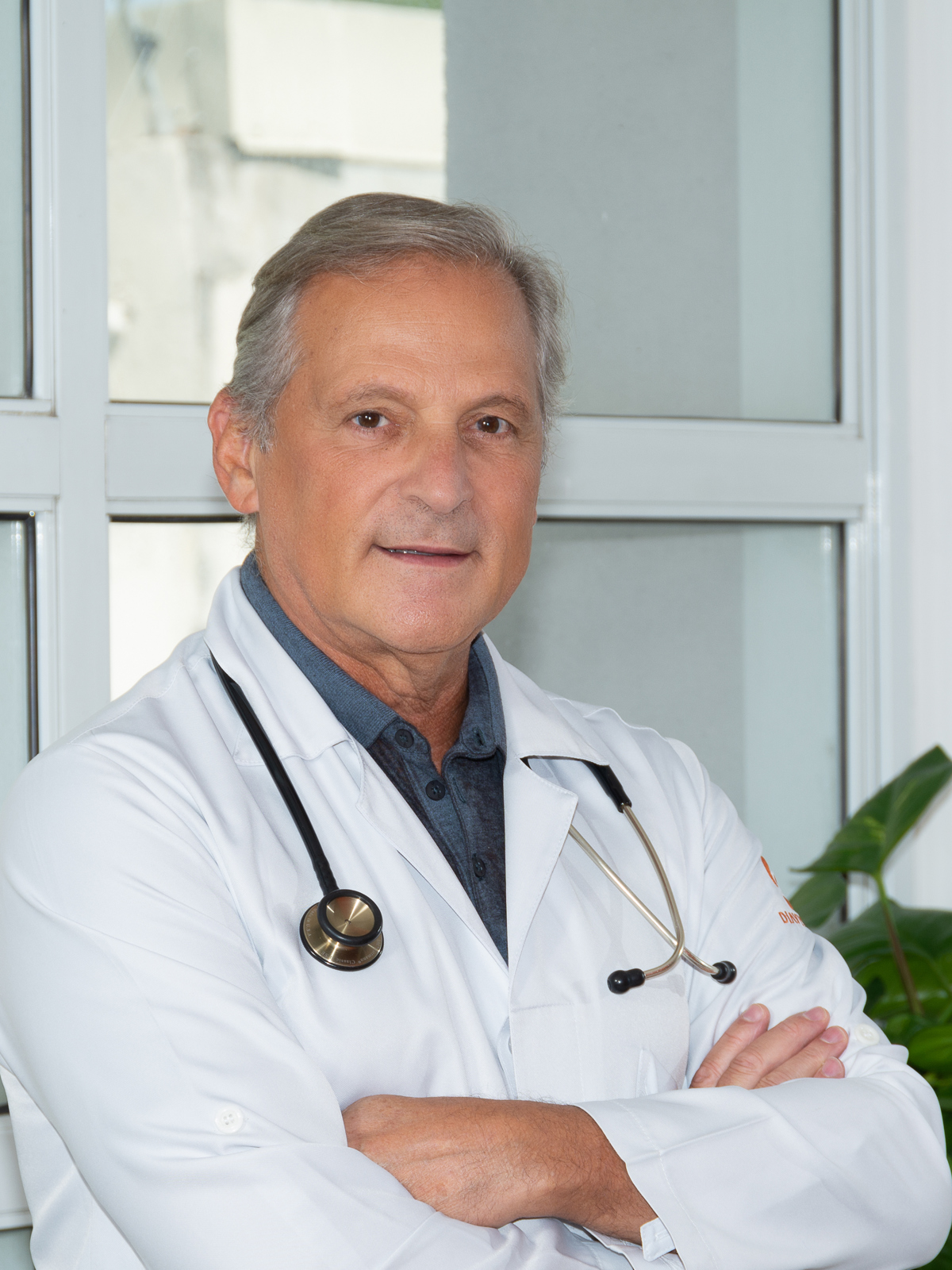 Dr. Elerson Carlos Costalonga